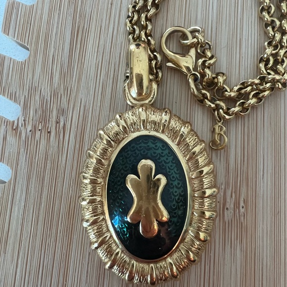 Vintage Burberry Necklace Pendant Pearl Enhancer with Chain Green Enamel Gold - Picture 2 of 13